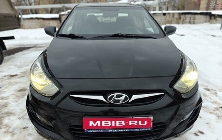 Hyundai Solaris II рестайлинг, 2012 год, 660 000 рублей, 6 фотография