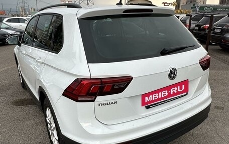 Volkswagen Tiguan II, 2019 год, 1 890 000 рублей, 6 фотография