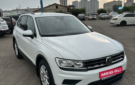 Volkswagen Tiguan II, 2019 год, 1 890 000 рублей, 3 фотография