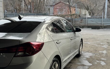 Hyundai Elantra VI рестайлинг, 2020 год, 1 900 000 рублей, 4 фотография