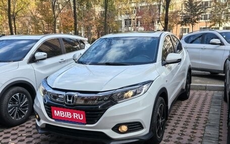 Honda Vezel, 2021 год, 1 750 000 рублей, 3 фотография