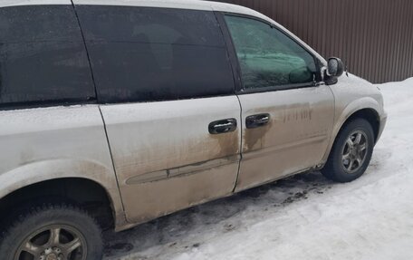 Chrysler Voyager IV, 2001 год, 220 000 рублей, 6 фотография