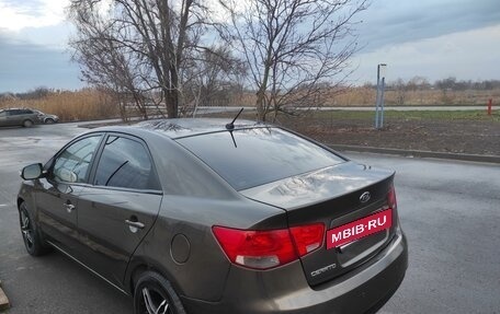 KIA Cerato III, 2009 год, 800 000 рублей, 4 фотография