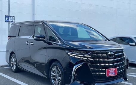 Toyota Alphard, 2023 год, 8 320 000 рублей, 3 фотография