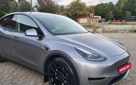 Tesla Model Y I, 2023 год, 5 880 000 рублей, 4 фотография