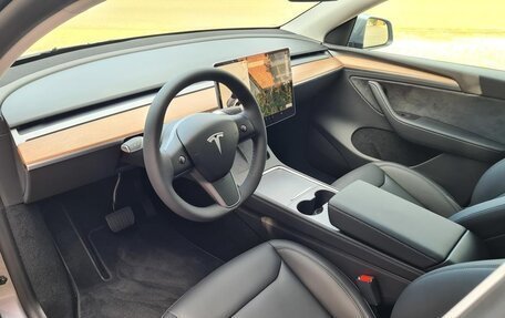 Tesla Model Y I, 2023 год, 5 880 000 рублей, 10 фотография