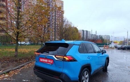 Toyota RAV4, 2019 год, 3 150 000 рублей, 2 фотография