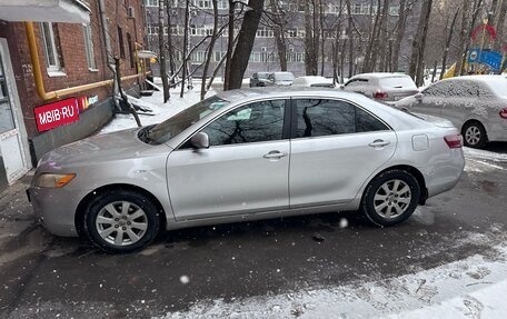 Toyota Camry, 2008 год, 950 000 рублей, 2 фотография