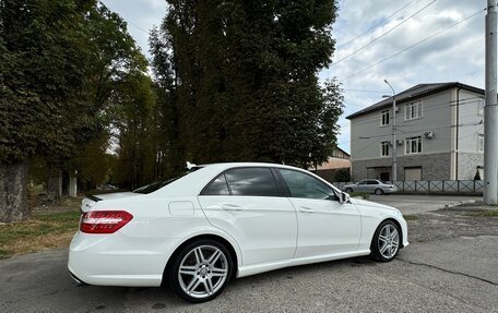 Mercedes-Benz E-Класс, 2012 год, 1 750 000 рублей, 6 фотография