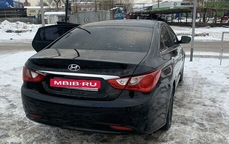 Hyundai Sonata VI, 2010 год, 950 000 рублей, 4 фотография