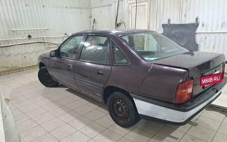 Opel Vectra A, 1991 год, 390 000 рублей, 2 фотография