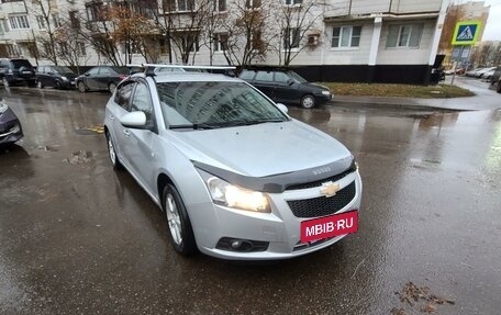 Chevrolet Cruze II, 2011 год, 600 000 рублей, 2 фотография