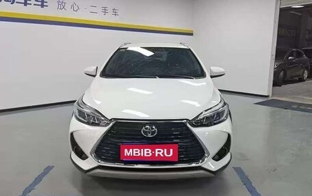 Toyota Yaris XP150 рестайлинг, 2021 год, 1 780 000 рублей, 1 фотография