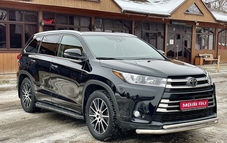 Toyota Highlander III, 2019 год, 4 450 000 рублей, 1 фотография