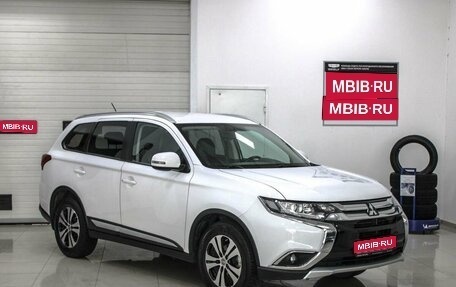 Mitsubishi Outlander III рестайлинг 3, 2015 год, 2 150 000 рублей, 1 фотография