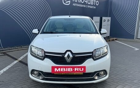 Renault Logan II, 2017 год, 1 135 000 рублей, 2 фотография