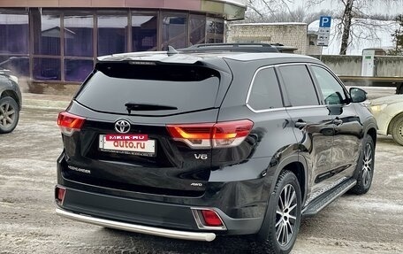 Toyota Highlander III, 2019 год, 4 450 000 рублей, 3 фотография