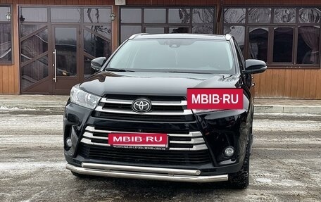 Toyota Highlander III, 2019 год, 4 450 000 рублей, 6 фотография