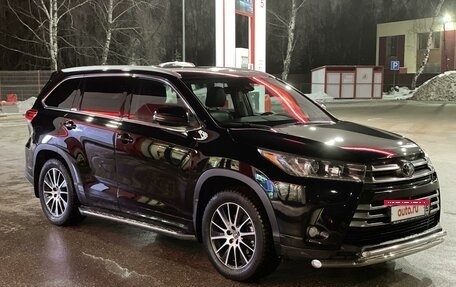 Toyota Highlander III, 2019 год, 4 450 000 рублей, 16 фотография