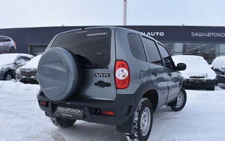 Chevrolet Niva I рестайлинг, 2011 год, 530 000 рублей, 5 фотография