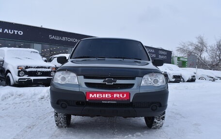 Chevrolet Niva I рестайлинг, 2011 год, 530 000 рублей, 3 фотография