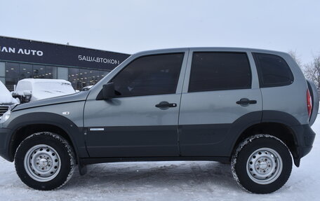 Chevrolet Niva I рестайлинг, 2011 год, 530 000 рублей, 8 фотография