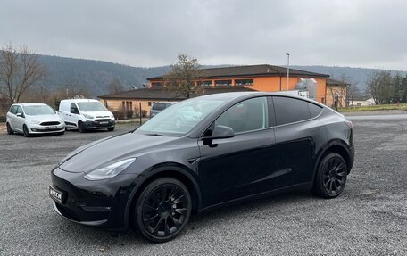 Tesla Model Y I, 2022 год, 6 010 000 рублей, 2 фотография