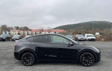 Tesla Model Y I, 2022 год, 6 010 000 рублей, 5 фотография