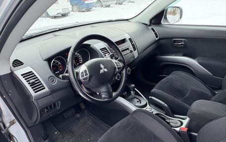 Mitsubishi Outlander III рестайлинг 3, 2010 год, 1 260 000 рублей, 8 фотография