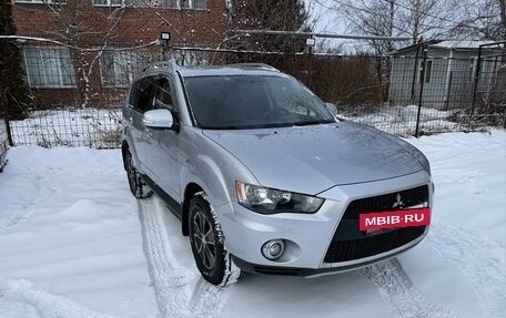 Mitsubishi Outlander III рестайлинг 3, 2010 год, 1 260 000 рублей, 6 фотография