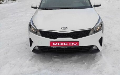 KIA Rio IV, 2021 год, 1 675 000 рублей, 7 фотография