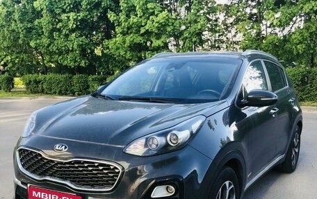 KIA Sportage IV рестайлинг, 2018 год, 2 650 000 рублей, 1 фотография