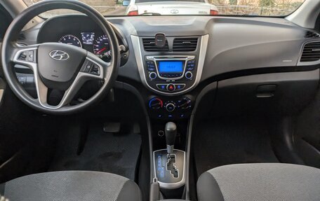 Hyundai Solaris II рестайлинг, 2012 год, 919 000 рублей, 13 фотография