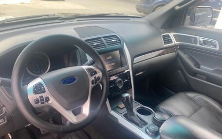 Ford Explorer VI, 2013 год, 1 650 000 рублей, 12 фотография