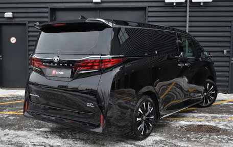 Toyota Alphard, 2024 год, 16 290 000 рублей, 7 фотография