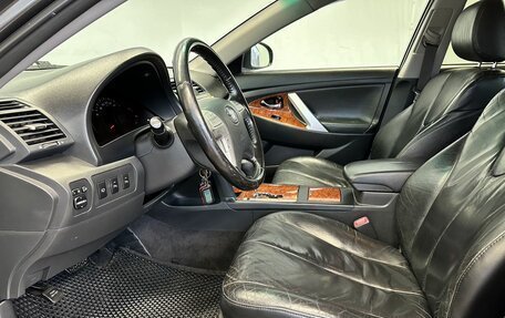 Toyota Camry, 2011 год, 1 150 000 рублей, 10 фотография