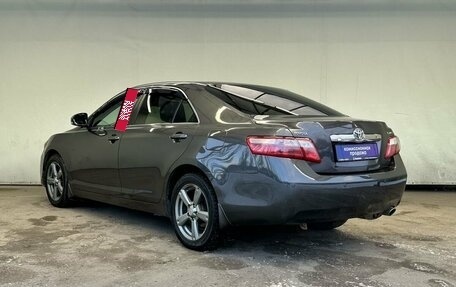 Toyota Camry, 2011 год, 1 150 000 рублей, 5 фотография