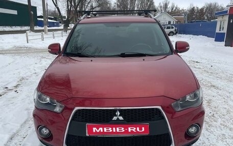 Mitsubishi Outlander III рестайлинг 3, 2010 год, 1 200 000 рублей, 1 фотография