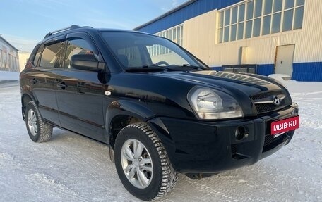 Hyundai Tucson III, 2008 год, 850 000 рублей, 1 фотография