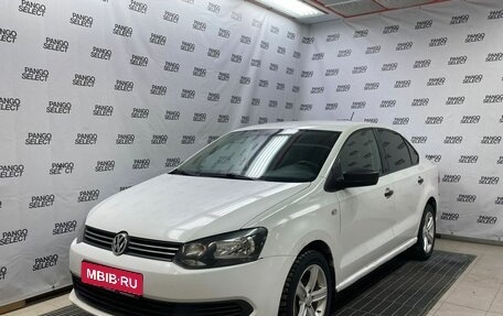 Volkswagen Polo VI (EU Market), 2013 год, 665 000 рублей, 1 фотография