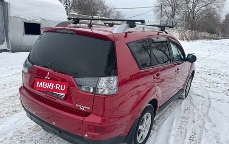 Mitsubishi Outlander III рестайлинг 3, 2010 год, 1 200 000 рублей, 6 фотография