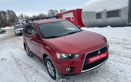 Mitsubishi Outlander III рестайлинг 3, 2010 год, 1 200 000 рублей, 8 фотография