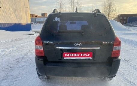 Hyundai Tucson III, 2008 год, 850 000 рублей, 4 фотография