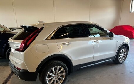 Cadillac XT4 I, 2022 год, 4 550 000 рублей, 6 фотография