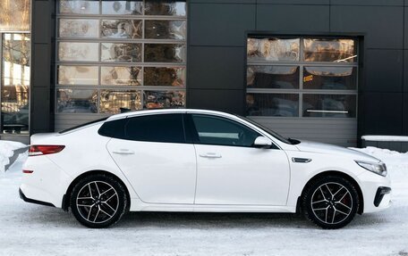 KIA Optima IV, 2018 год, 2 500 000 рублей, 6 фотография