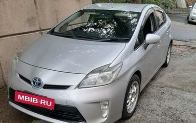 Toyota Prius, 2012 год, 1 200 000 рублей, 1 фотография