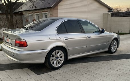 BMW 5 серия, 2003 год, 790 000 рублей, 9 фотография