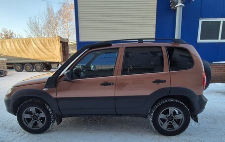 Chevrolet Niva I рестайлинг, 2019 год, 945 000 рублей, 4 фотография