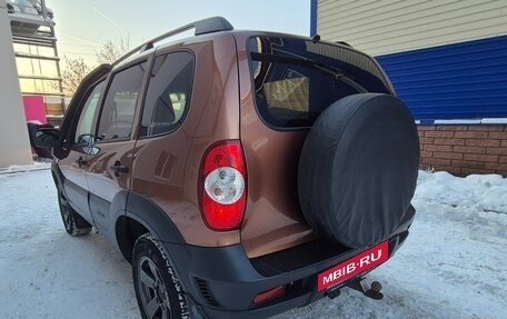 Chevrolet Niva I рестайлинг, 2019 год, 945 000 рублей, 9 фотография