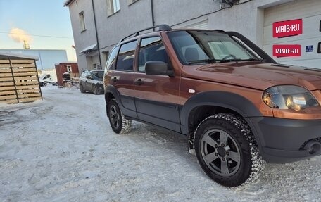 Chevrolet Niva I рестайлинг, 2019 год, 945 000 рублей, 6 фотография